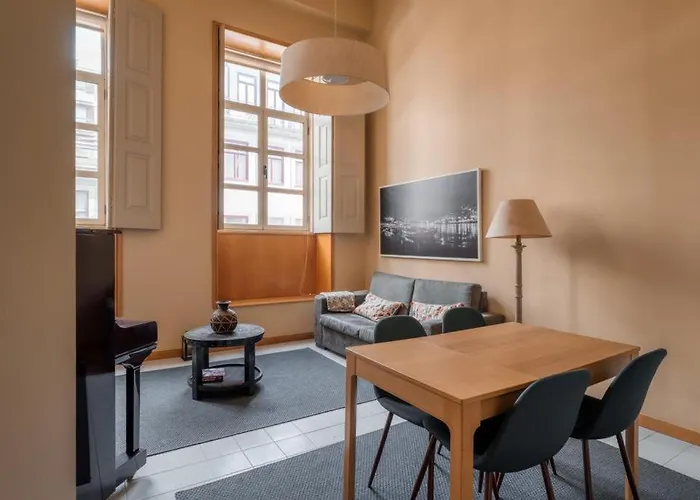 아파트 Trindade Apartamento Centro Historico 포르투